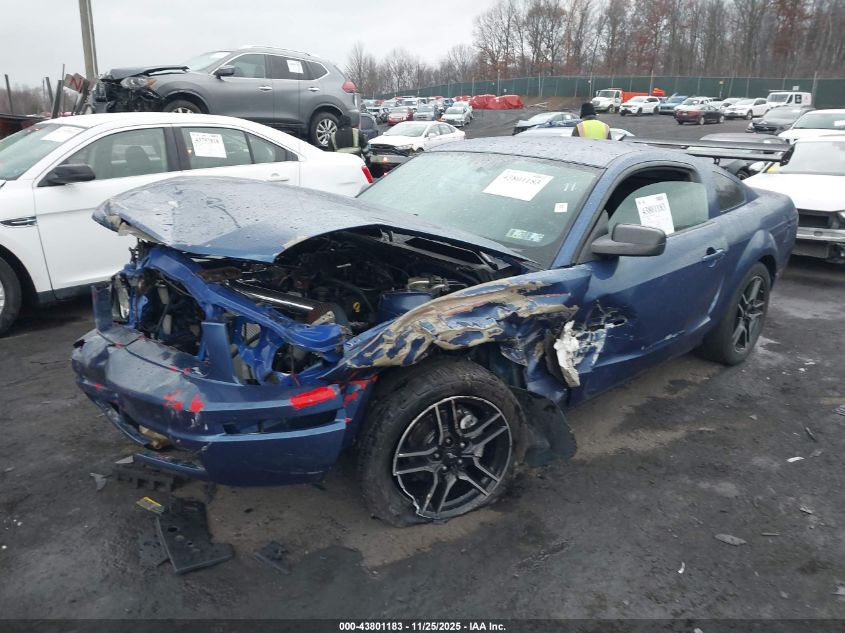 2007 Ford Mustang V6 Deluxe/V6 Premium VIN: 1ZVFT80N975240363 Lot: 43801183