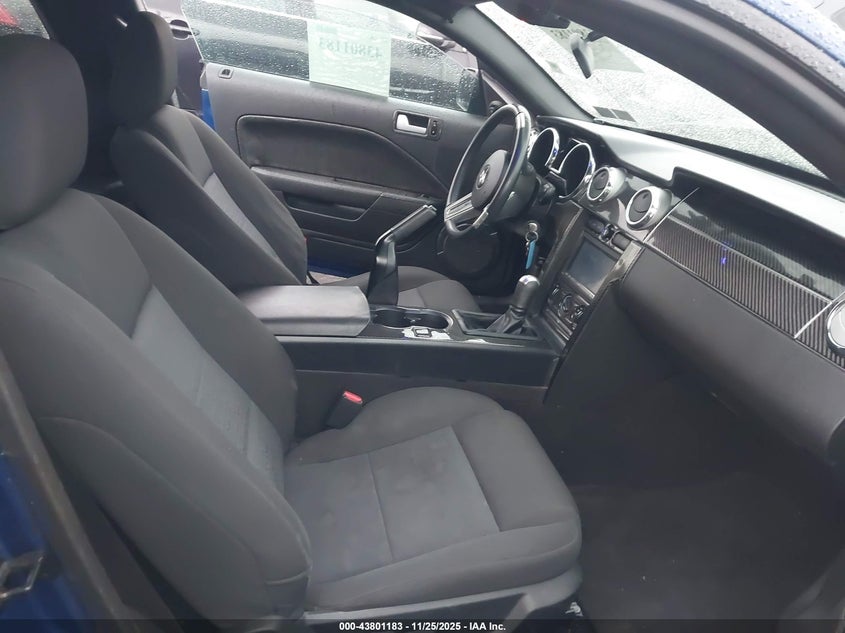 2007 Ford Mustang V6 Deluxe/V6 Premium VIN: 1ZVFT80N975240363 Lot: 43801183