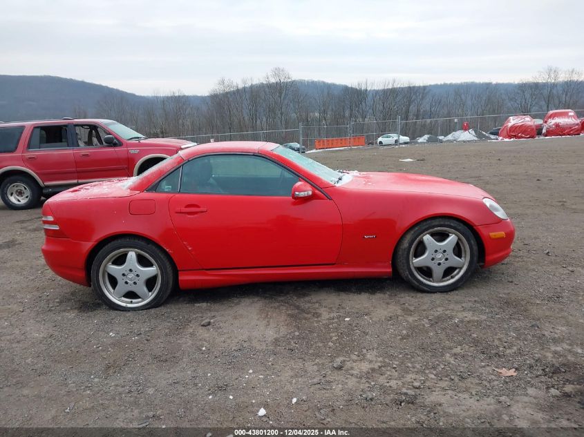 2001 Mercedes-Benz Slk 320 VIN: WDBKK65F31F181790 Lot: 43801200