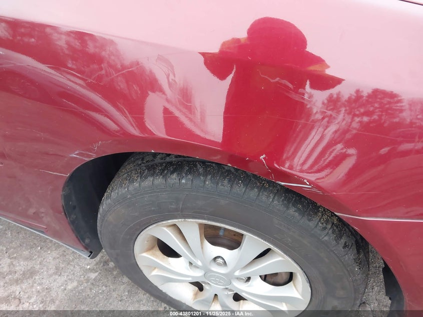 2004 Toyota Camry Le V6 VIN: 4T1BF32KX4U072079 Lot: 43801201