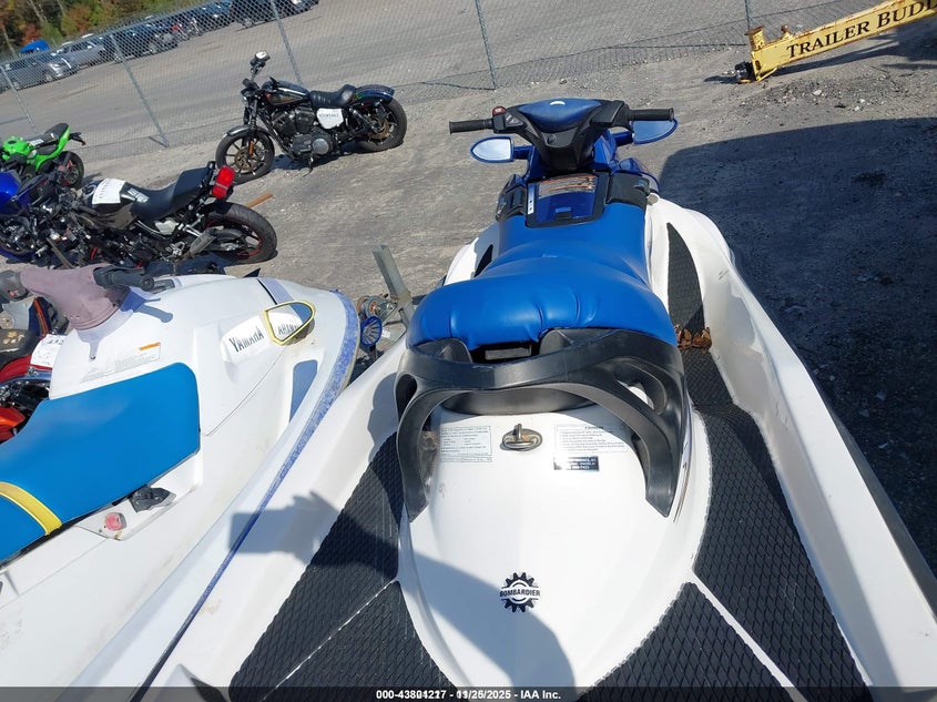 2001 Personal Wc Watercraft VIN: ZZN32638C202 Lot: 43801217