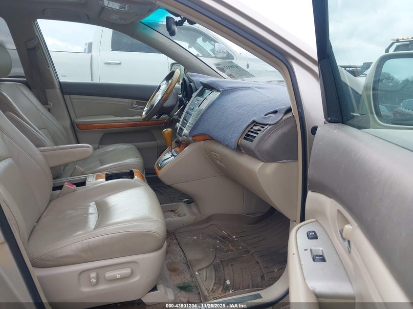 2T2GA31U84C012497 2004 LEXUS RX photo no. 5