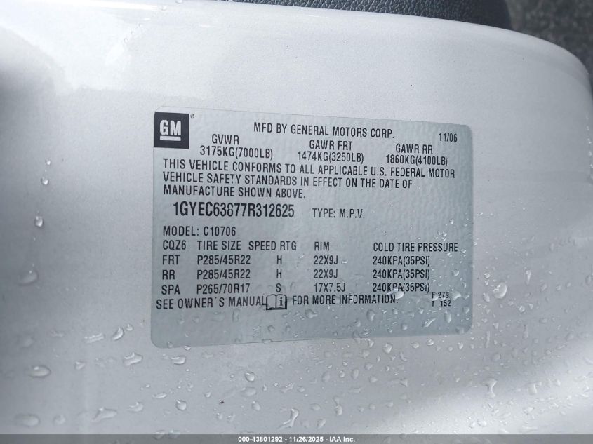 2007 Cadillac Escalade Standard VIN: 1GYEC63877R312625 Lot: 43801292