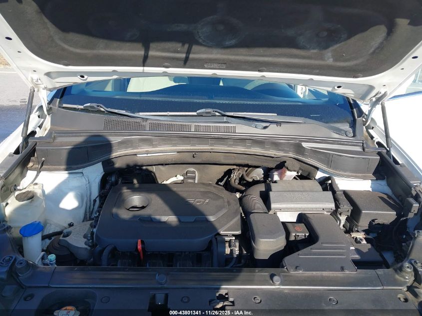 2017 Hyundai Santa Fe Sport 2.4L VIN: 5XYZT3LB0HG399186 Lot: 43801341