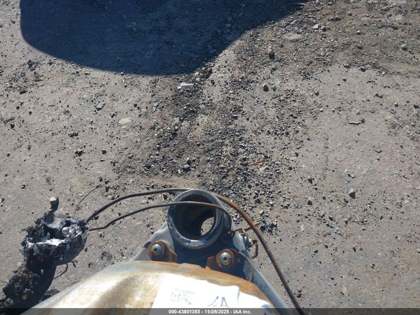 2017 Suzuki Gsx-R600 VIN: JS1GN7FA7H2101216 Lot: 43801353