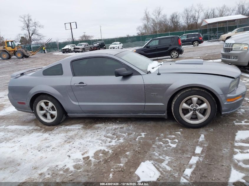 2007 Ford Mustang Gt Deluxe/Gt Premium VIN: 1ZVFT82H475325702 Lot: 43801428
