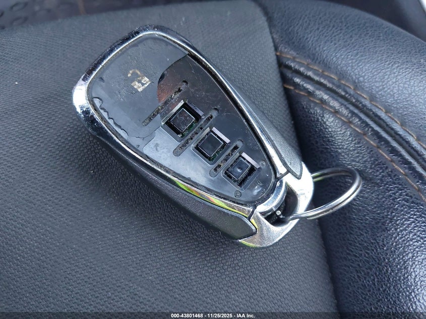 2018 Chevrolet Trax Lt VIN: 3GNCJPSB1JL306525 Lot: 43801468