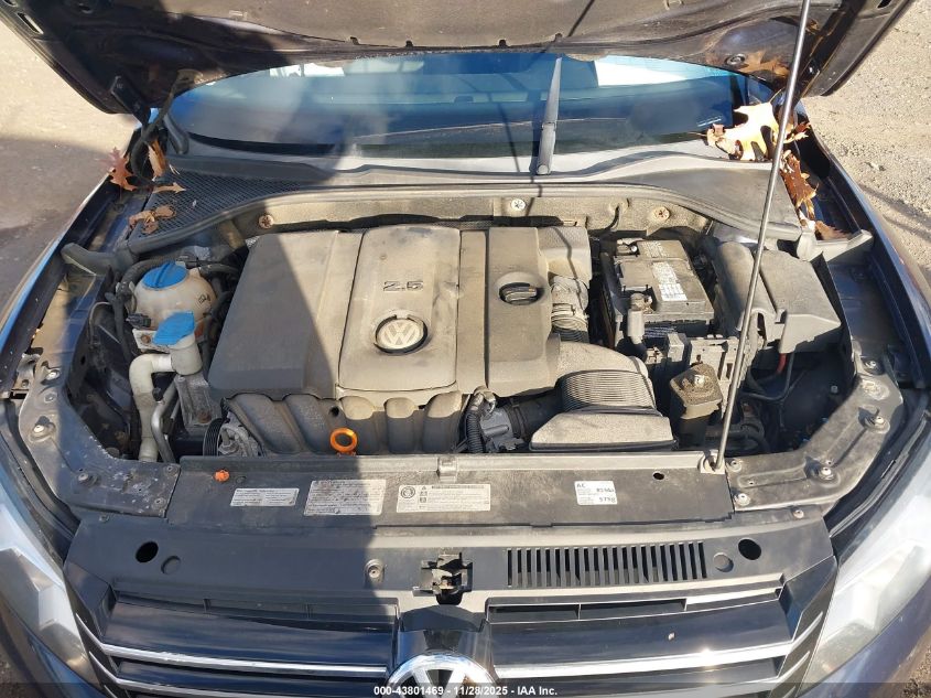 2012 Volkswagen Passat 2.5L Se VIN: 1VWBP7A38CC030675 Lot: 43801469