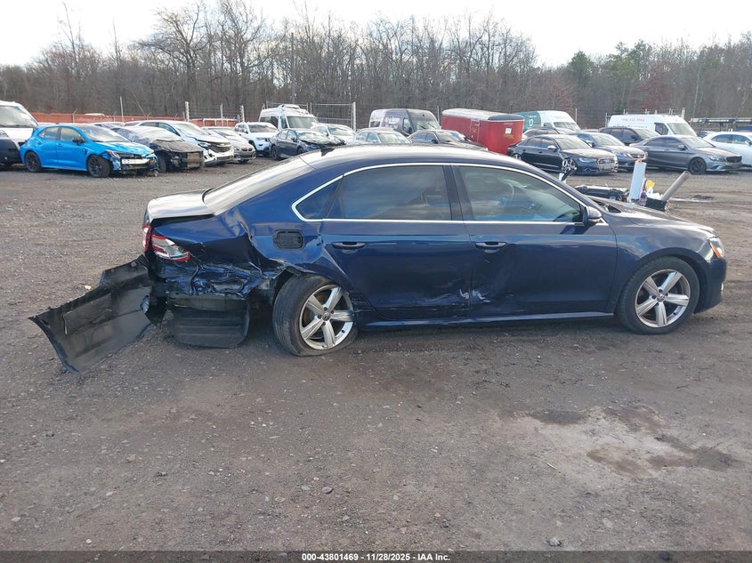 2012 Volkswagen Passat 2.5L Se VIN: 1VWBP7A38CC030675 Lot: 43801469