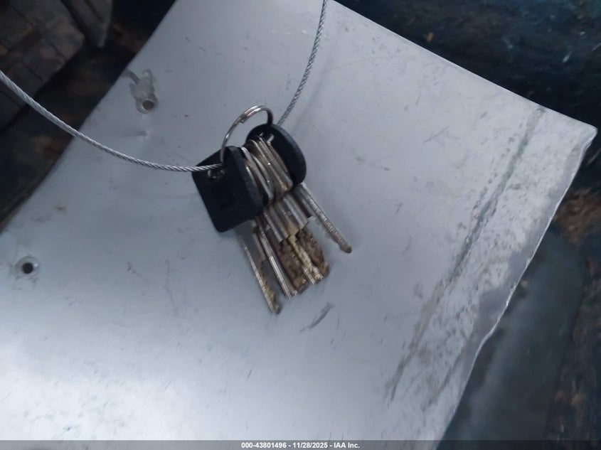 1992 Chevrolet Gmt-400 C1500 VIN: 2GCEC19K8N1167533 Lot: 43801496