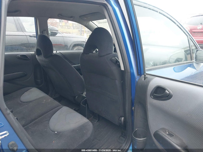 2008 Honda Fit Sport VIN: JHMGD37628S000711 Lot: 43801499