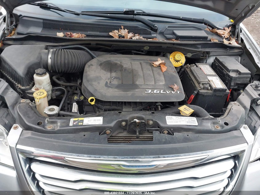 2016 Chrysler Town & Country Touring VIN: 2C4RC1BG8GR231047 Lot: 43801554