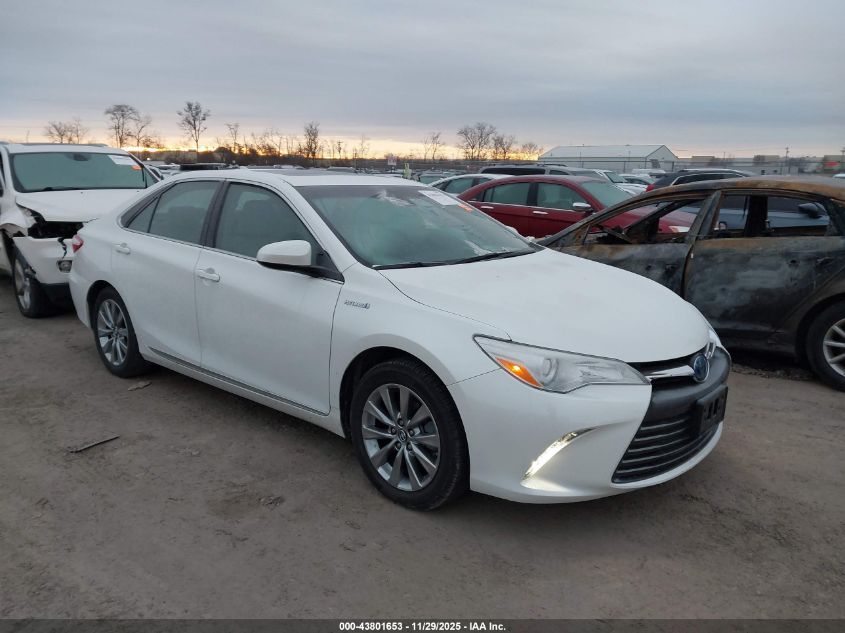 TOYOTA CAMRY HYBRID XLE