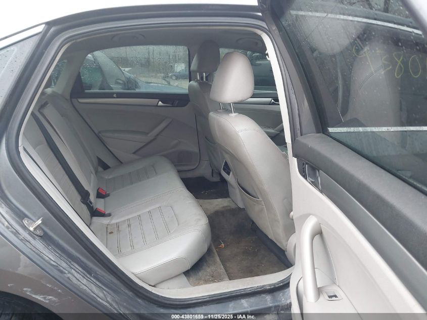 2015 Volkswagen Passat 1.8T Se VIN: 1VWBS7A39FC030106 Lot: 43801659