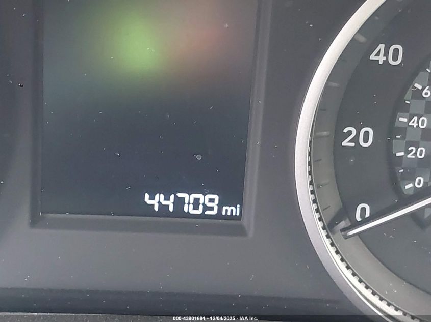 2019 Hyundai Elantra Se VIN: 5NPD74LF7KH419070 Lot: 43801681