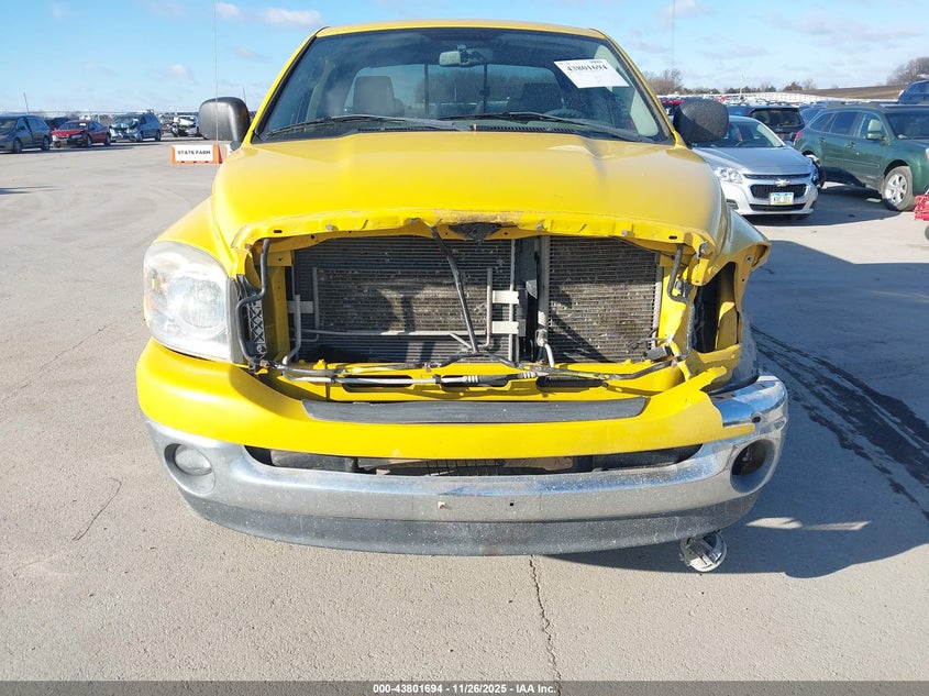 2007 Dodge Ram 1500 Slt/Trx4 Off Road/Sport VIN: 1D7HU18267S249958 Lot: 43801694