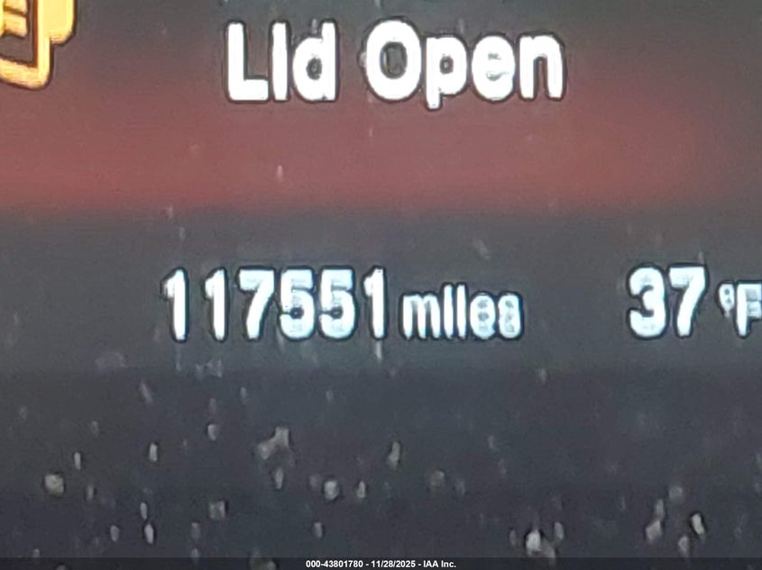 2018 Honda Clarity Plug-In Hybrid VIN: JHMZC5F10JC003281 Lot: 43801780