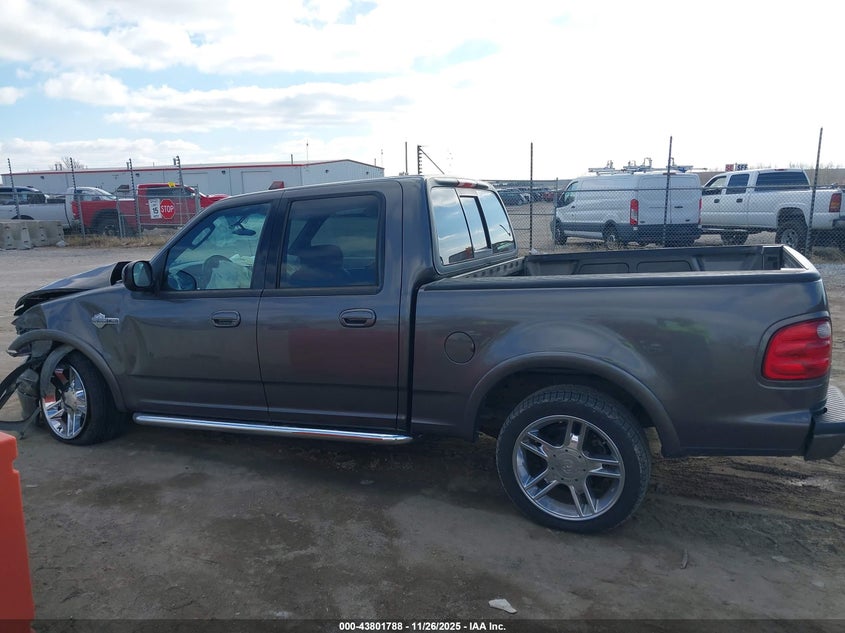2002 Ford F-150 Lariat VIN: 1FTRW07302KE11427 Lot: 43801788