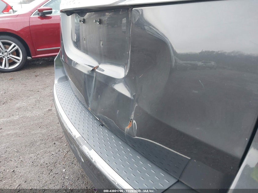 2012 Chrysler Town & Country Touring VIN: 2C4RC1BG0CR389926 Lot: 43801796