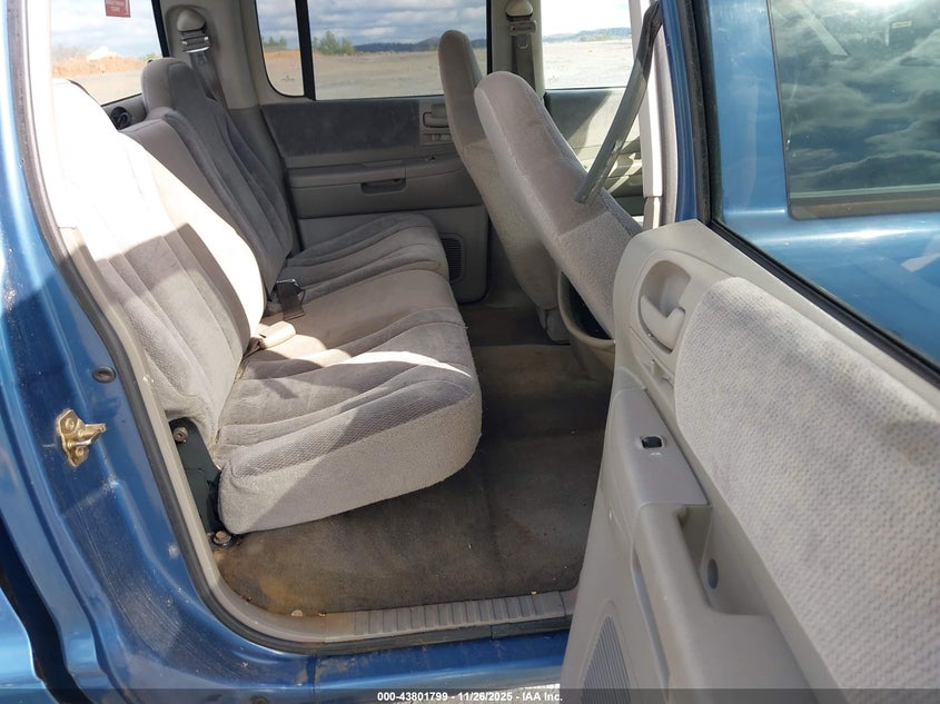 2004 Dodge Dakota Slt VIN: 1D7HL48N94S657302 Lot: 43801799