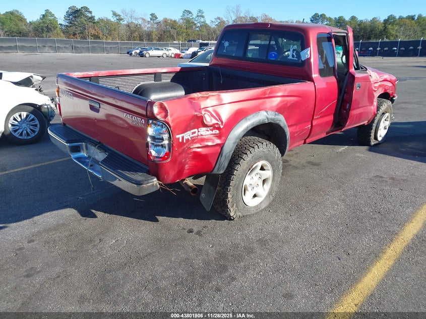 5TEWN72N32Z028651 2002 TOYOTA TACOMA photo no. 4