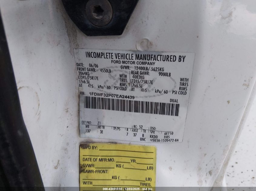 2007 Ford F-350 VIN: 1FDWF32P07EA24439 Lot: 43801810