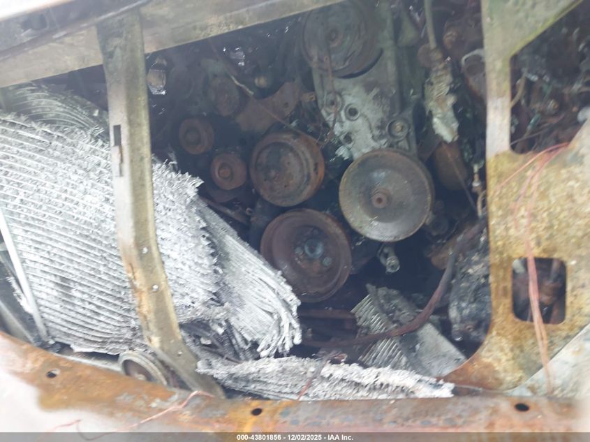 2000 Chevrolet Astro VIN: 1GNDM19W3YB191861 Lot: 43801856