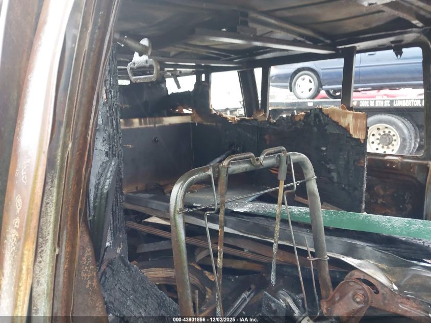 2000 Chevrolet Astro VIN: 1GNDM19W3YB191861 Lot: 43801856