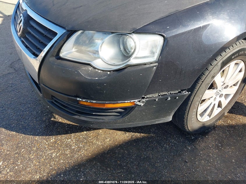 2008 Volkswagen Passat Turbo VIN: WVWJK73C58E204126 Lot: 43801876