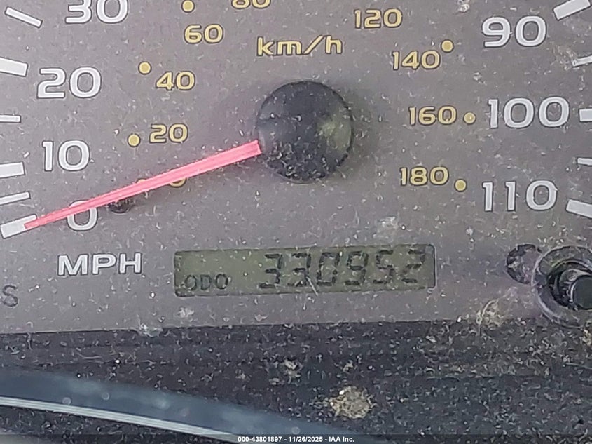 2003 Toyota Sequoia Limited V8 VIN: 5TDZT38A93S149375 Lot: 43801897