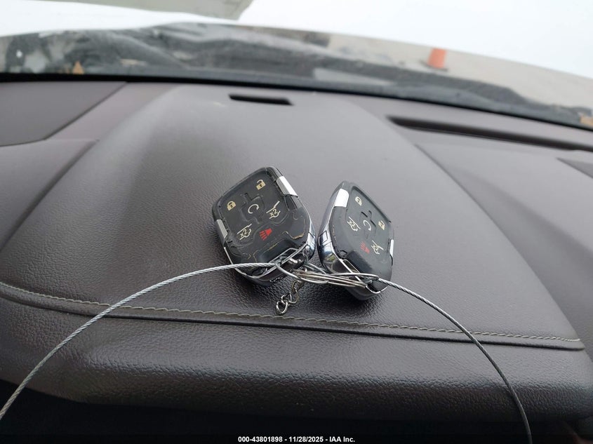 2016 Chevrolet Suburban Ltz VIN: 1GNSKJKC5GR266451 Lot: 43801898