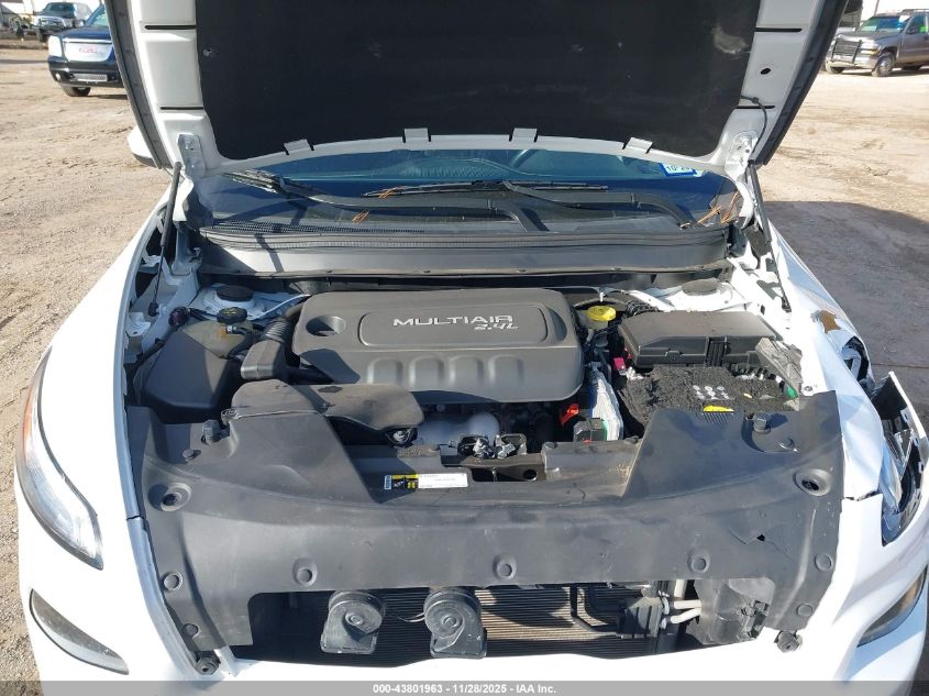 2017 Jeep Cherokee Latitude Fwd VIN: 1C4PJLCB1HW586422 Lot: 43801963