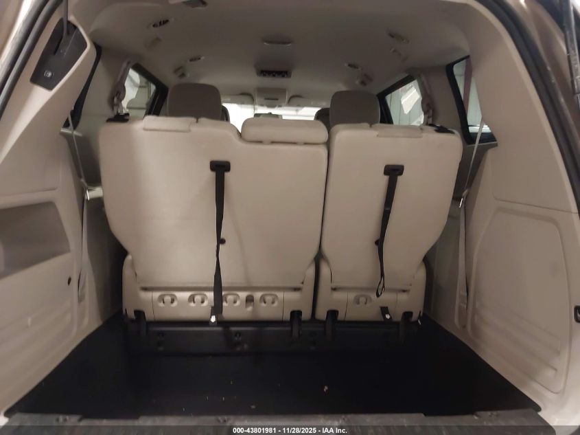 2013 Dodge Grand Caravan Sxt VIN: 2C4RDGCG0DR633672 Lot: 43801981