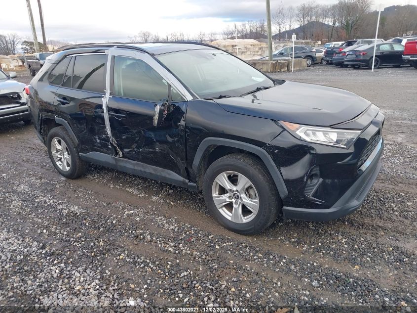 TOYOTA RAV4 XLE