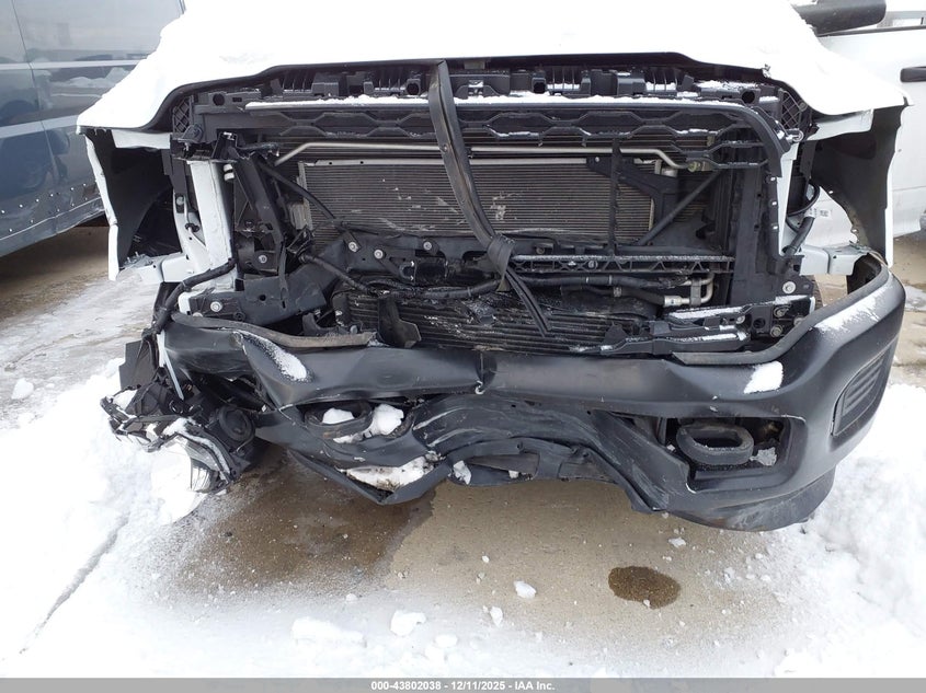 VIN: 3C63RRGLXRG321387 2024 RAM 3500