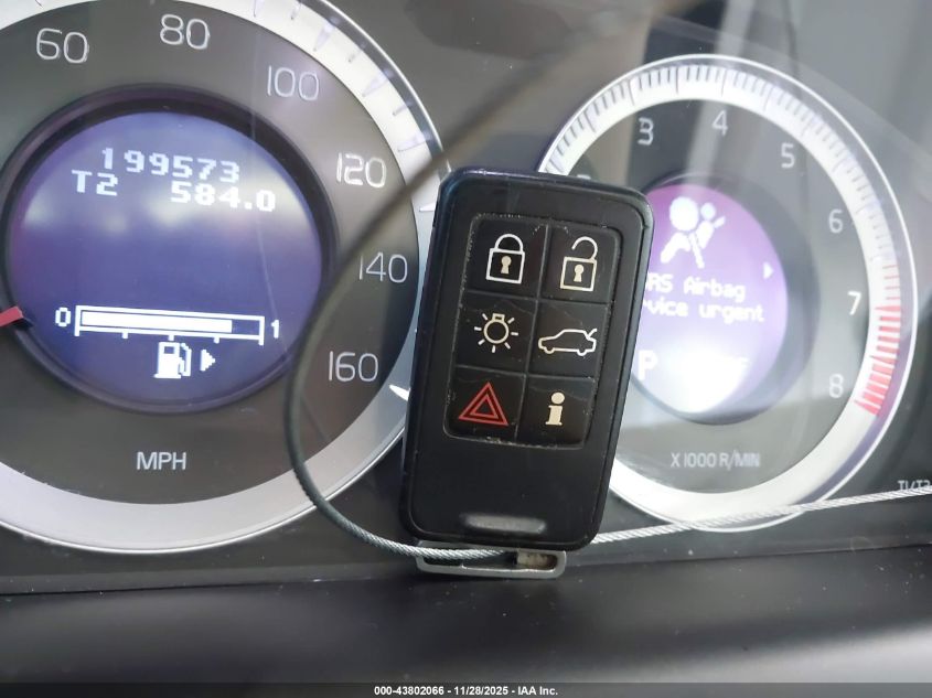 2010 Volvo Xc60 T6/T6 R-Design VIN: YV4992DZ6A2127386 Lot: 43802066