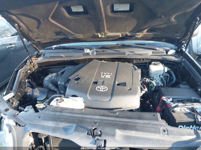 2005 Toyota 4Runner Sr5 V6 VIN: JTEBU14R158043777 Lot: 43802184