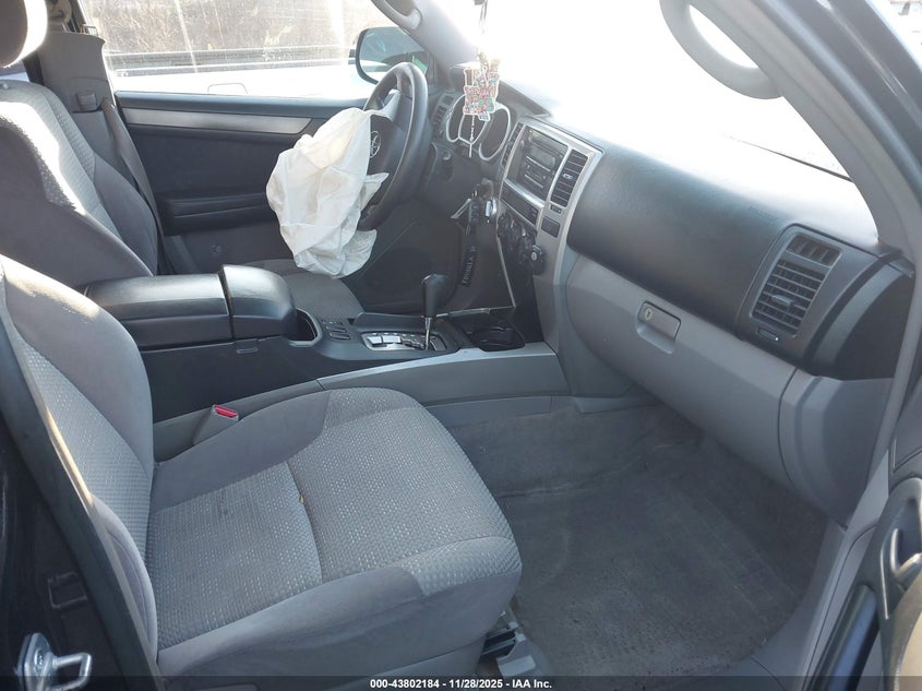 2005 Toyota 4Runner Sr5 V6