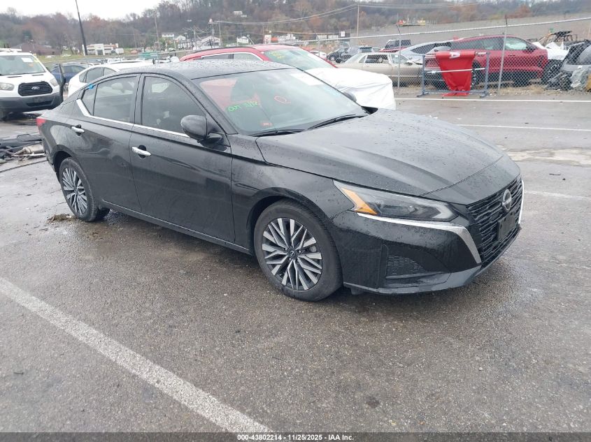 NISSAN ALTIMA SV FWD