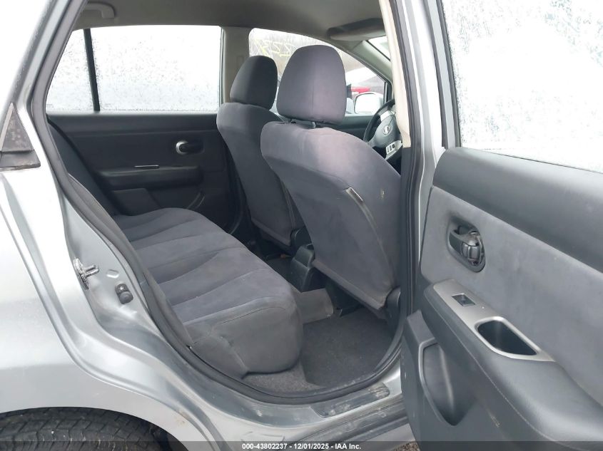 2008 Nissan Versa 1.8S VIN: 3N1BC11E58L352833 Lot: 43802237