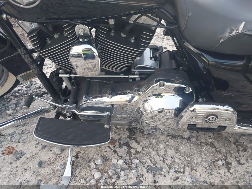 2010 Harley-Davidson Flhrc VIN: 1HD1FR414AB674134 Lot: 43802278