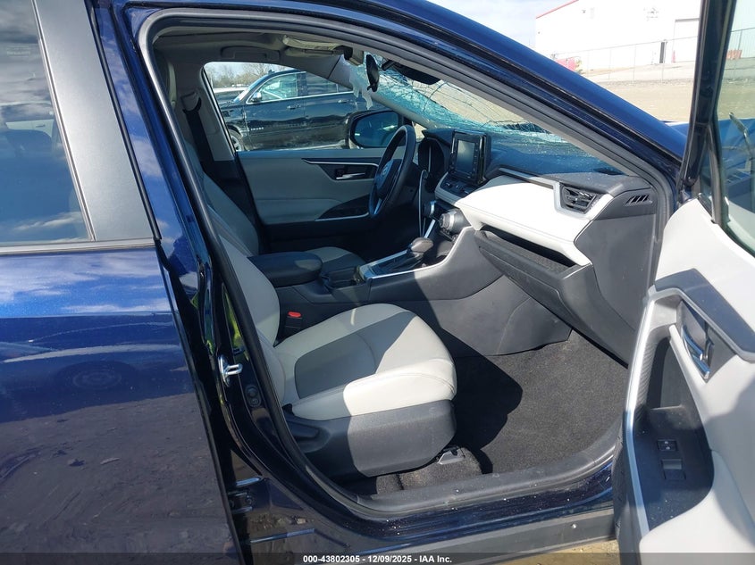 2021 TOYOTA RAV4 2.5L I-4 DI, DOHC, V(VIN: 2T3C1RFV3MW158514