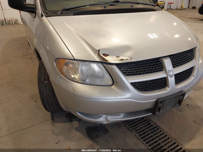 2001 Dodge Grand Caravan Sport VIN: 2B4GP44311R326626 Lot: 43802347