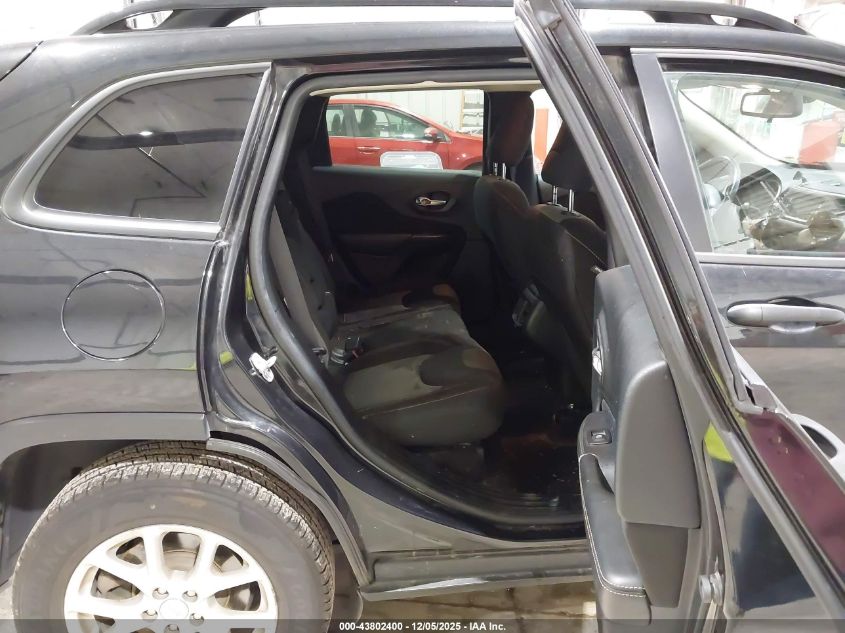 2016 Jeep Cherokee Sport VIN: 1C4PJMAB3GW246924 Lot: 43802400