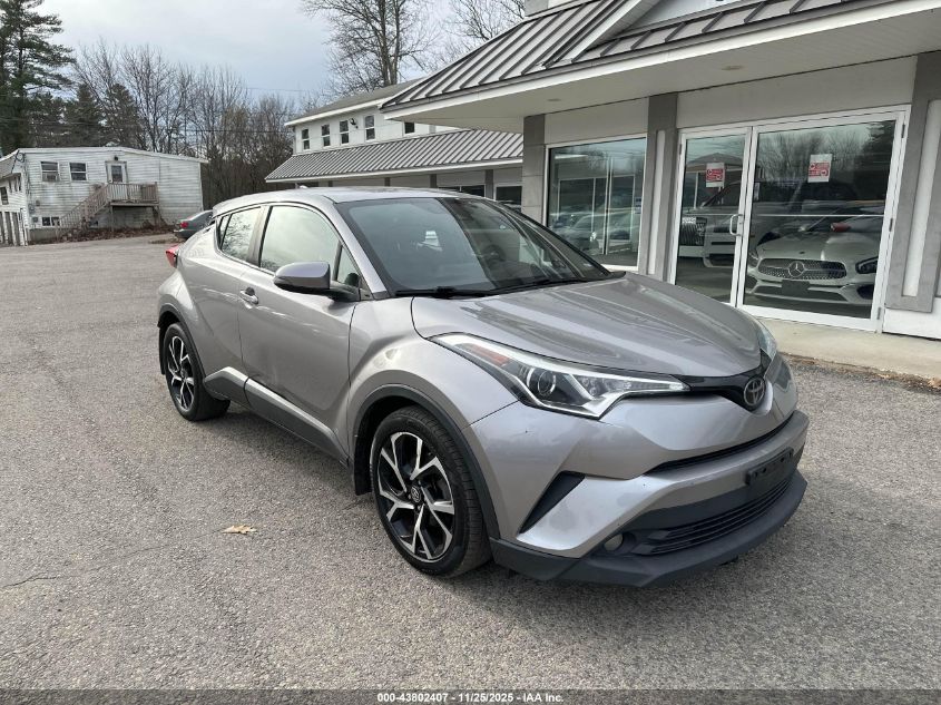 TOYOTA C-HR XLE PREMIUM