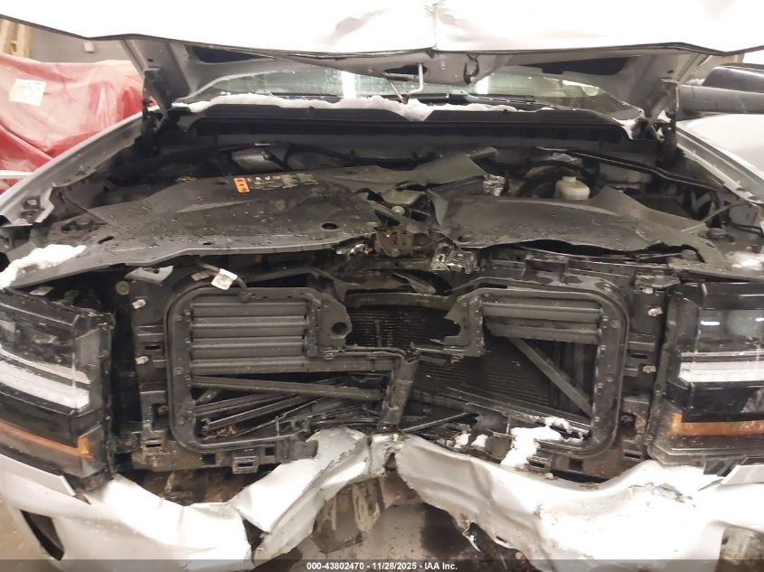 2018 Chevrolet Silverado 1500 2Lt VIN: 1GCVKREC1JZ300134 Lot: 43802470