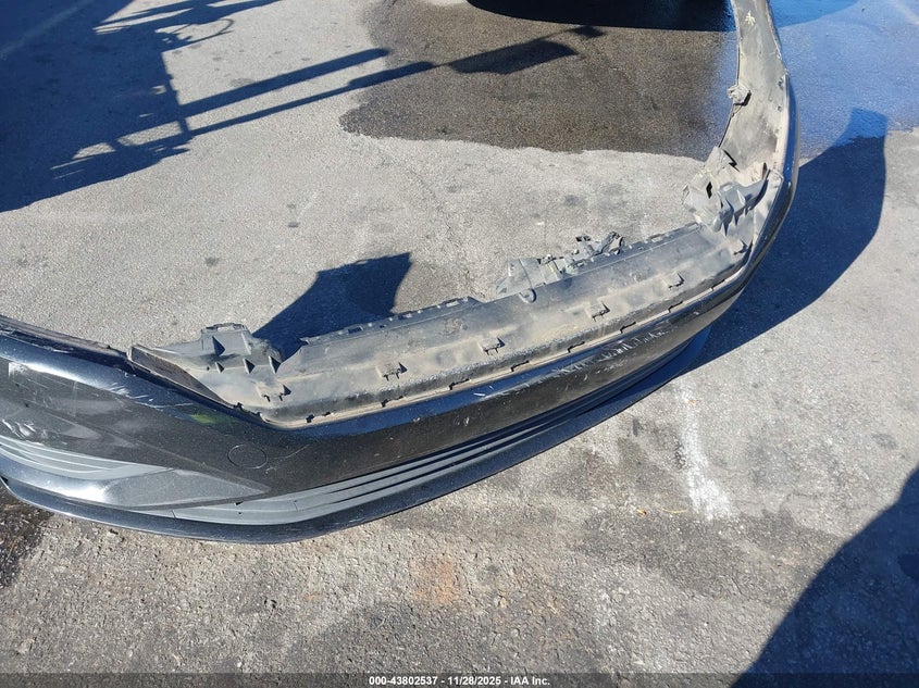 2019 Volkswagen Jetta 1.4T R-Line/1.4T S/1.4T Se VIN: 3VWC57BU2KM027995 Lot: 43802537