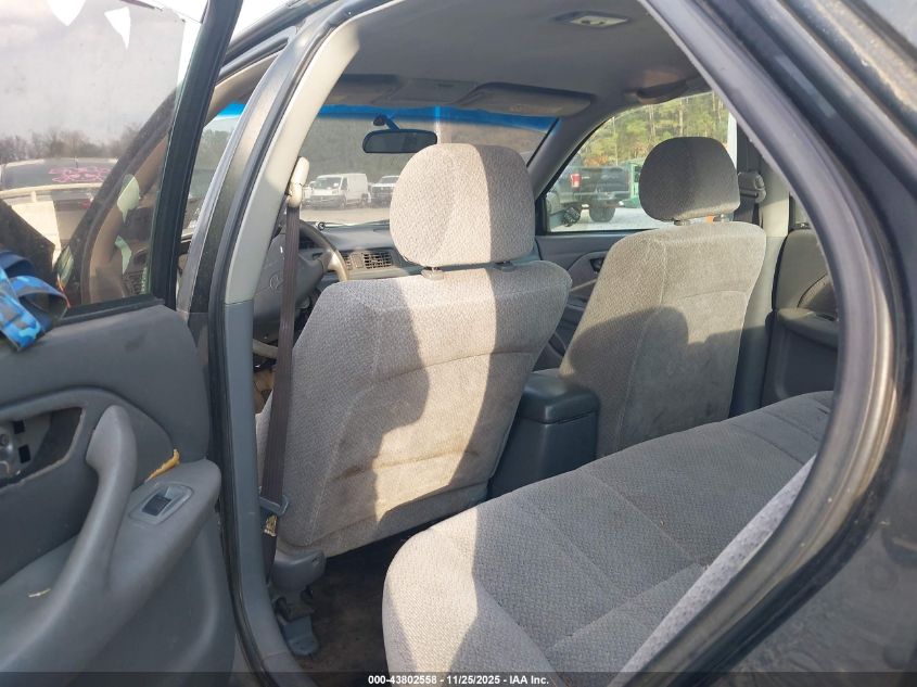 2000 Toyota Camry Le VIN: 4T1BG22K6YU960230 Lot: 43802558