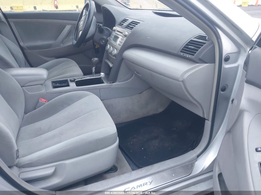 4T1BE46KX8U257211 2008 TOYOTA CAMRY photo no. 5