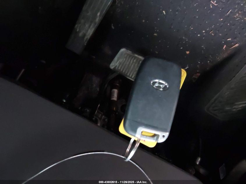 2015 Hyundai Sonata Hybrid VIN: KMHEC4A43FA139561 Lot: 43802615